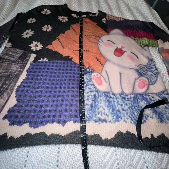 Adorable Graphic Crew Neck Artistic Knit Oversized Sweater medium - Picture 7 of 8